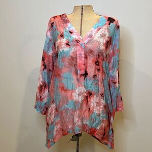 Grand & Greene Pink & Blue Floral Watercolor Look Tunic - Size Small